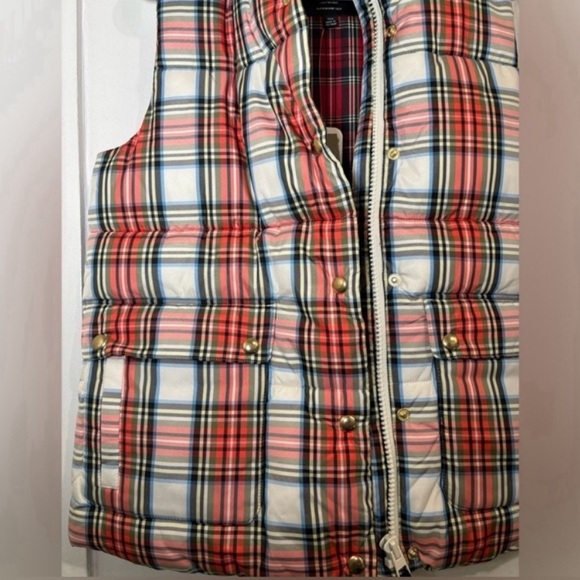 NEW J. Crew Women Plaid Puffer Vest in Snowy Stewart Tartan sleeves size XXS - Picture 6 of 8